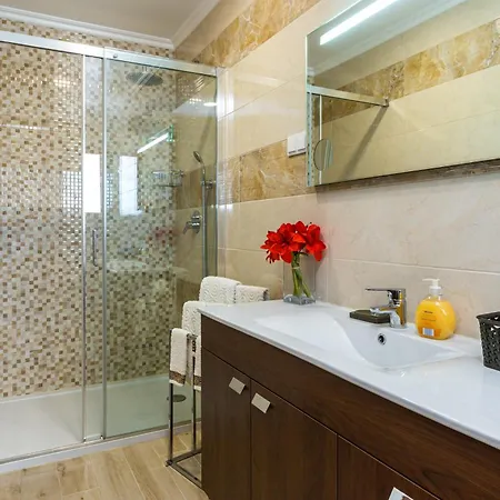 فيلة El-gharb Private 4 Bedrooms