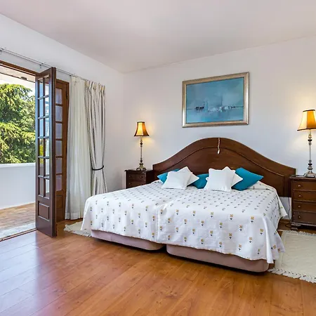 El-gharb Private 4 Bedrooms 别墅 阿尔布费拉