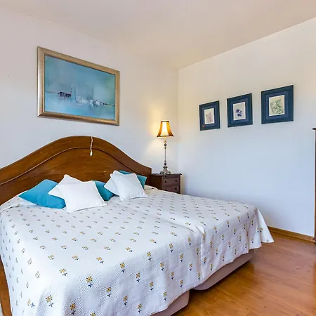 Villa El-gharb Private 4 Bedrooms Albufeira