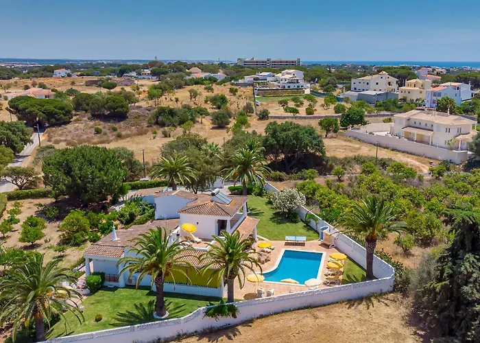 El-gharb Private 4 Bedrooms *