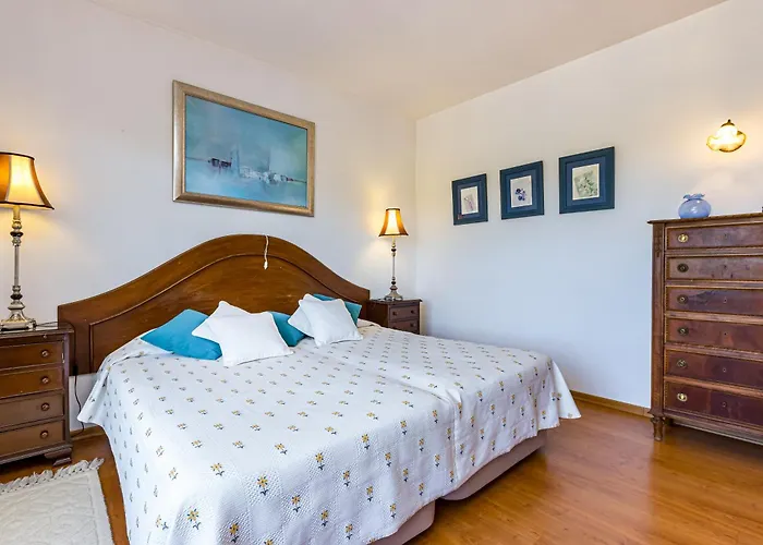 Villa El-gharb Private 4 Bedrooms Albufeira